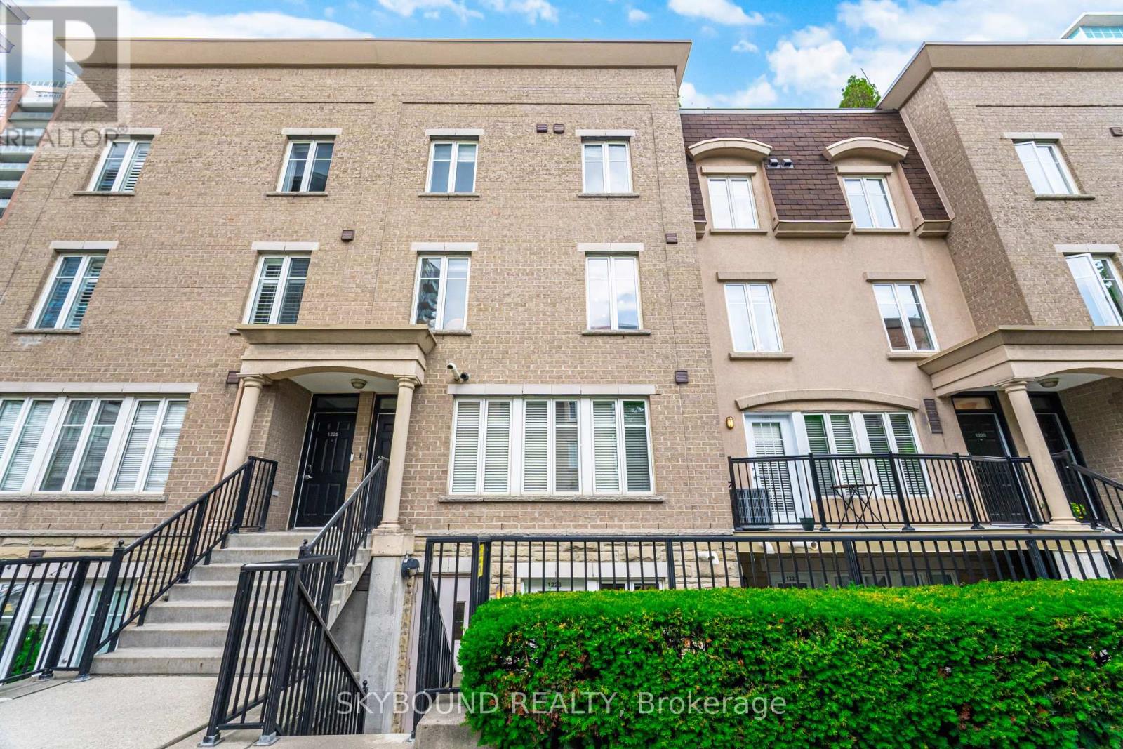 Property at TH1223 - 21 PIRANDELLO STREET image 2