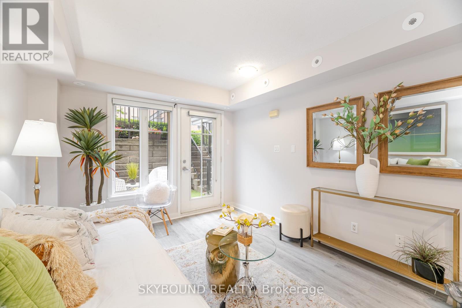 Th1223 - 21 Pirandello Street, Toronto, Ontario  M6K 3P4 - Photo 6 - C12356109