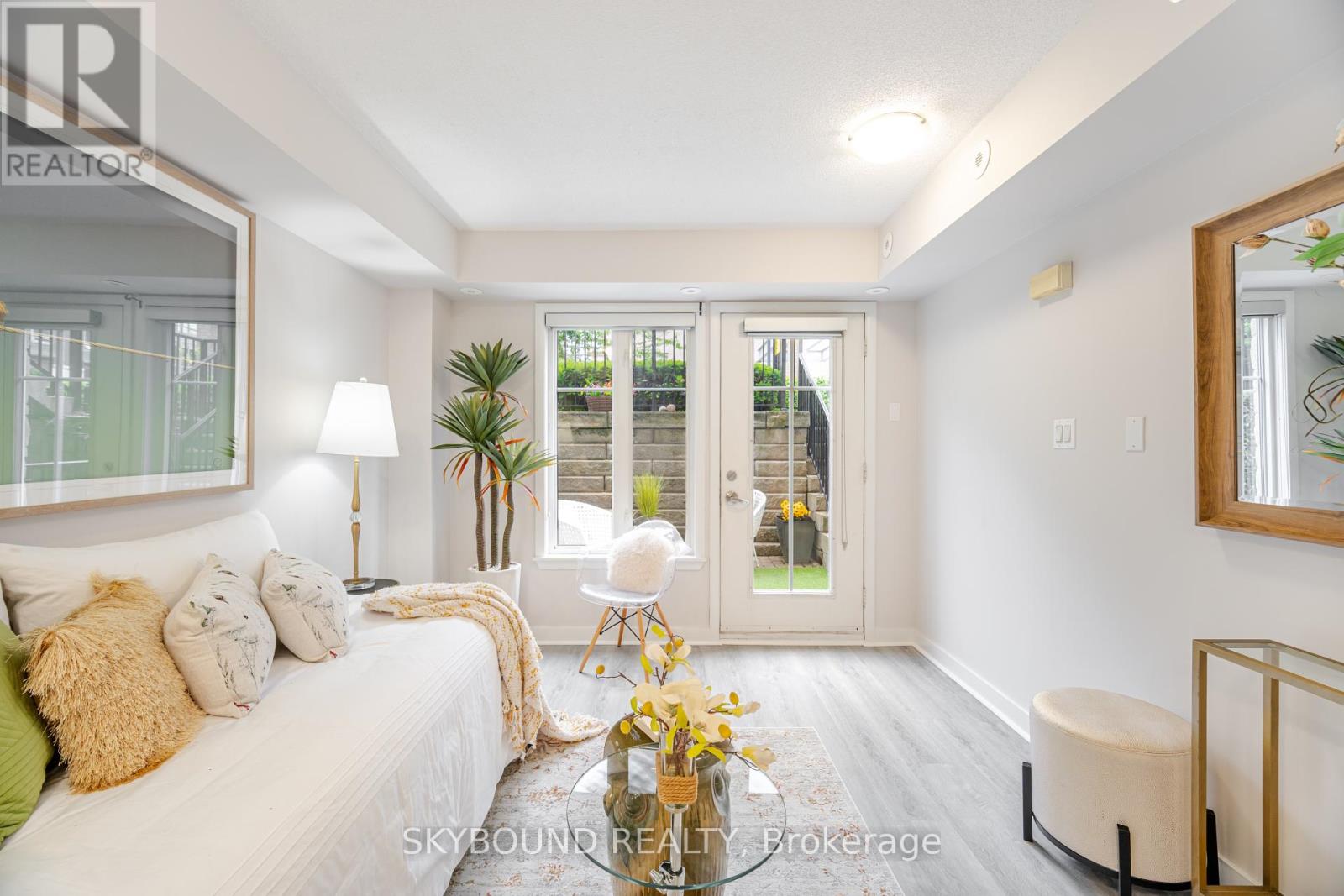 Th1223 - 21 Pirandello Street, Toronto, Ontario  M6K 3P4 - Photo 7 - C12356109