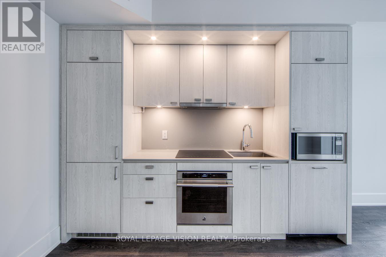 814 - 470 Front Street W, Toronto, Ontario  M5V 0V6 - Photo 12 - C12356123
