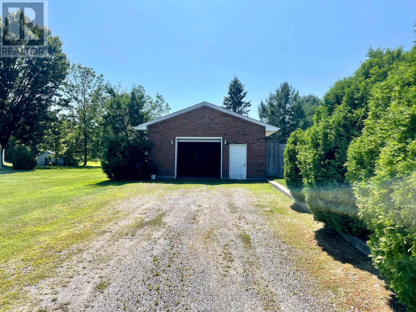 494 Salter Street, West Nipissing, Ontario  P2B 2T4 - Photo 3 - X12354412