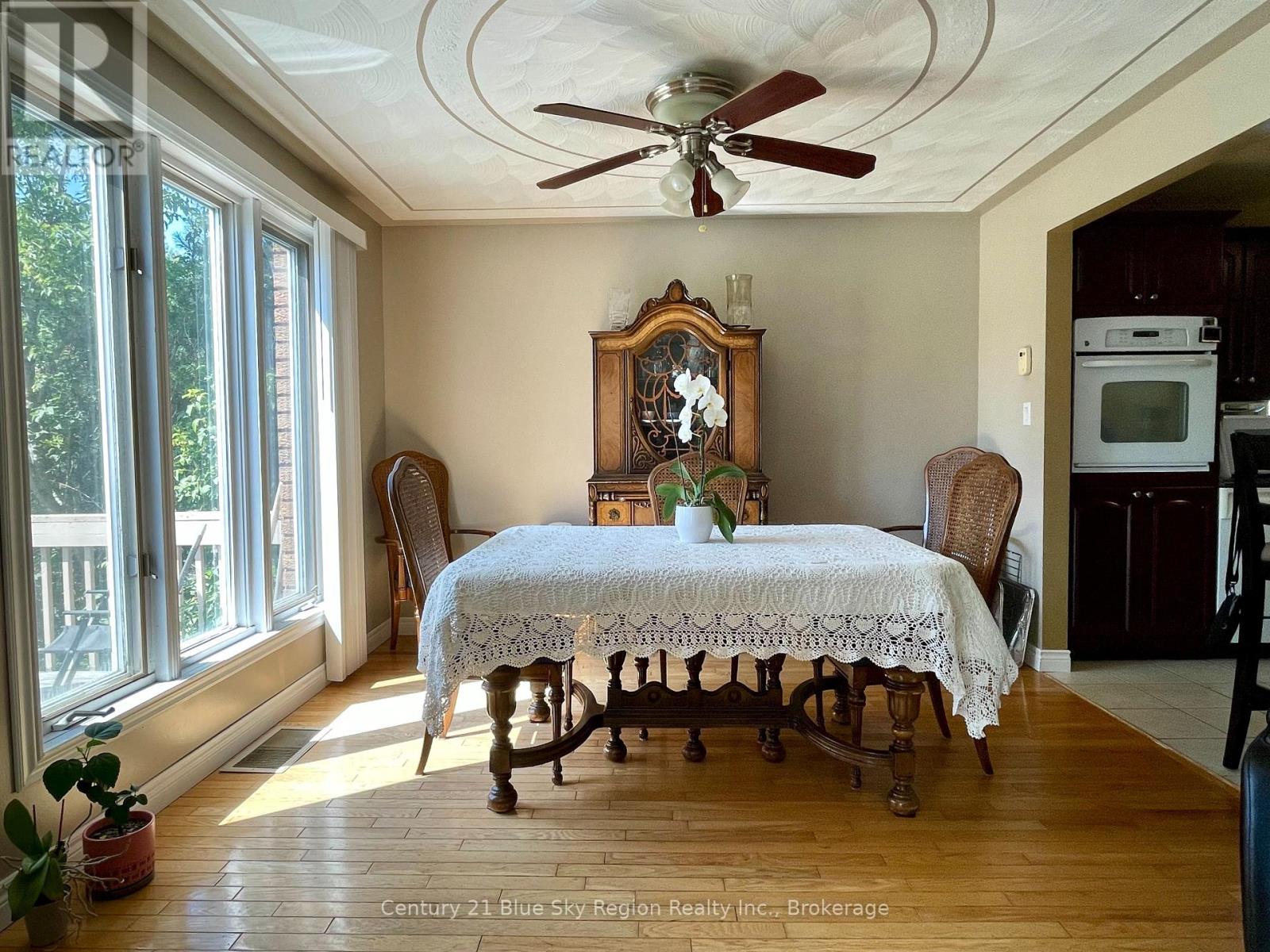 494 Salter Street, West Nipissing, Ontario  P2B 2T4 - Photo 8 - X12354412