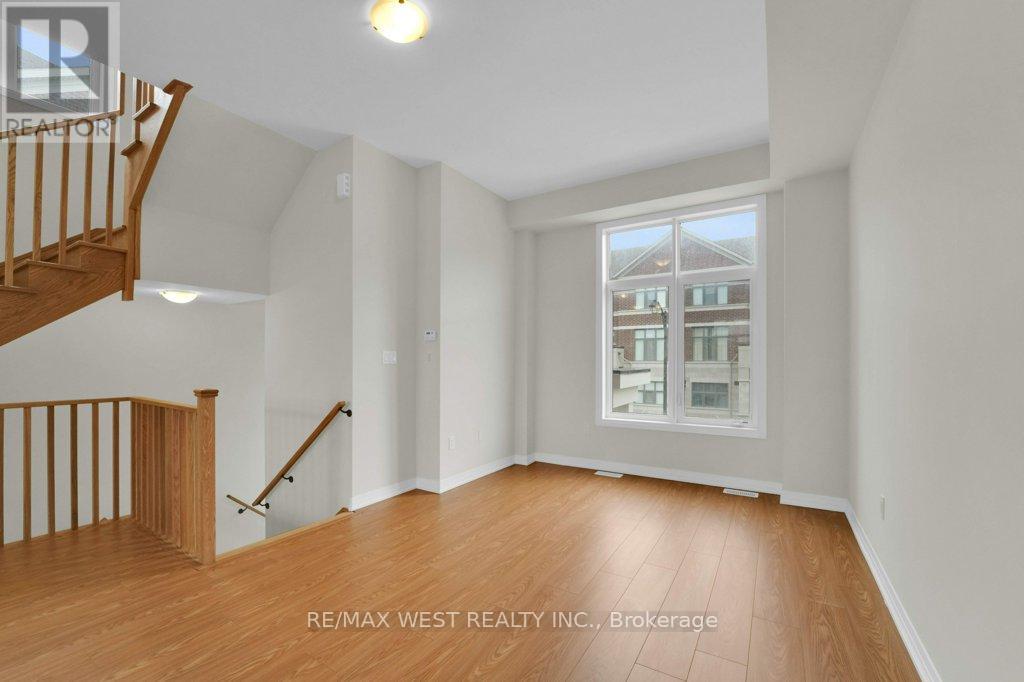 34 George Bales Lane, Richmond Hill, Ontario  L4S 0P9 - Photo 3 - N12356110