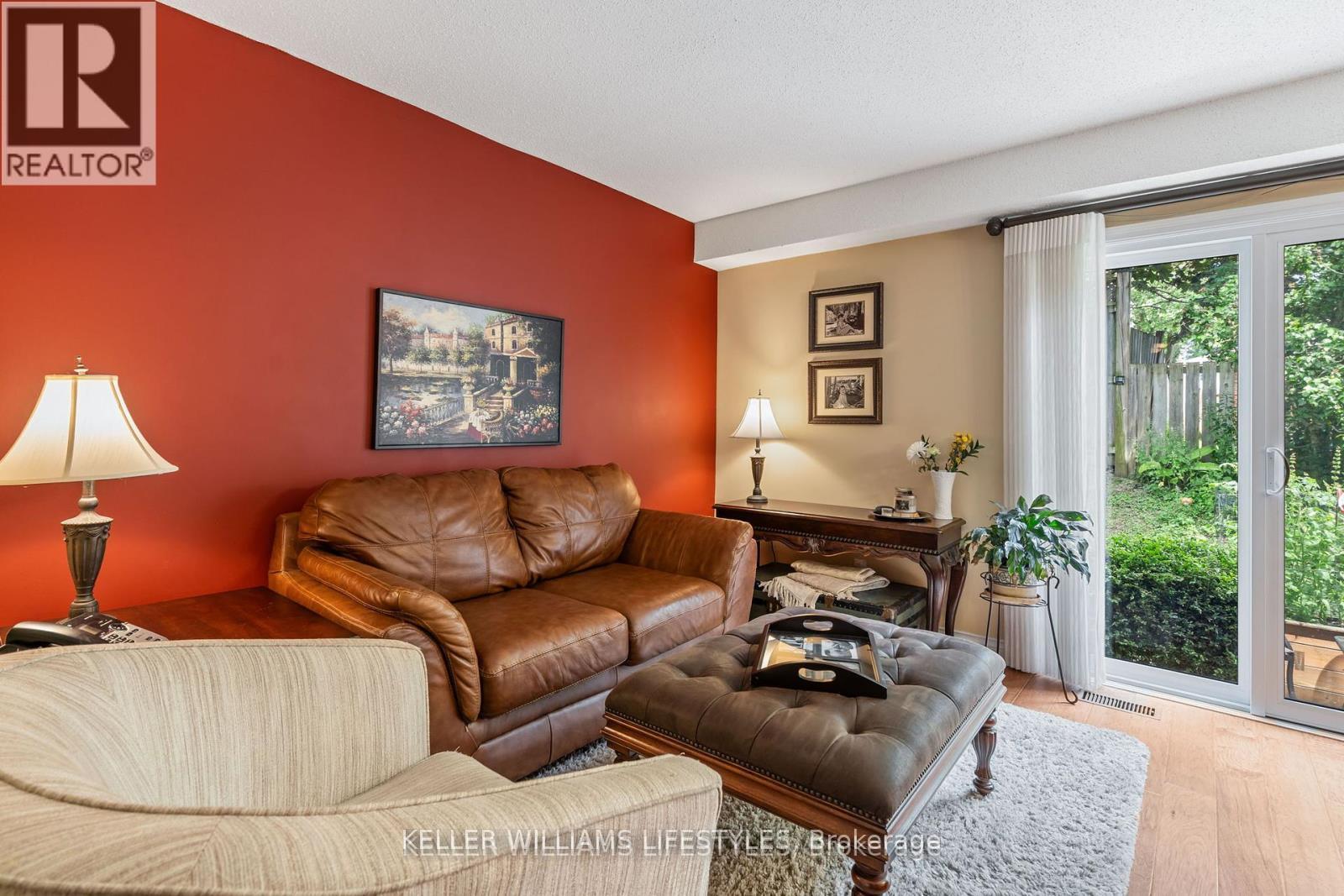38 - 30 Clarendon Crescent, London South, Ontario  N6C 5Y2 - Photo 15 - X12356141