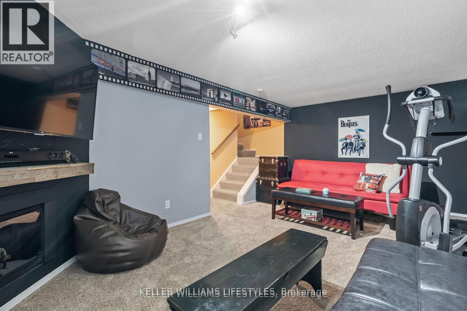 38 - 30 Clarendon Crescent, London South, Ontario  N6C 5Y2 - Photo 36 - X12356141