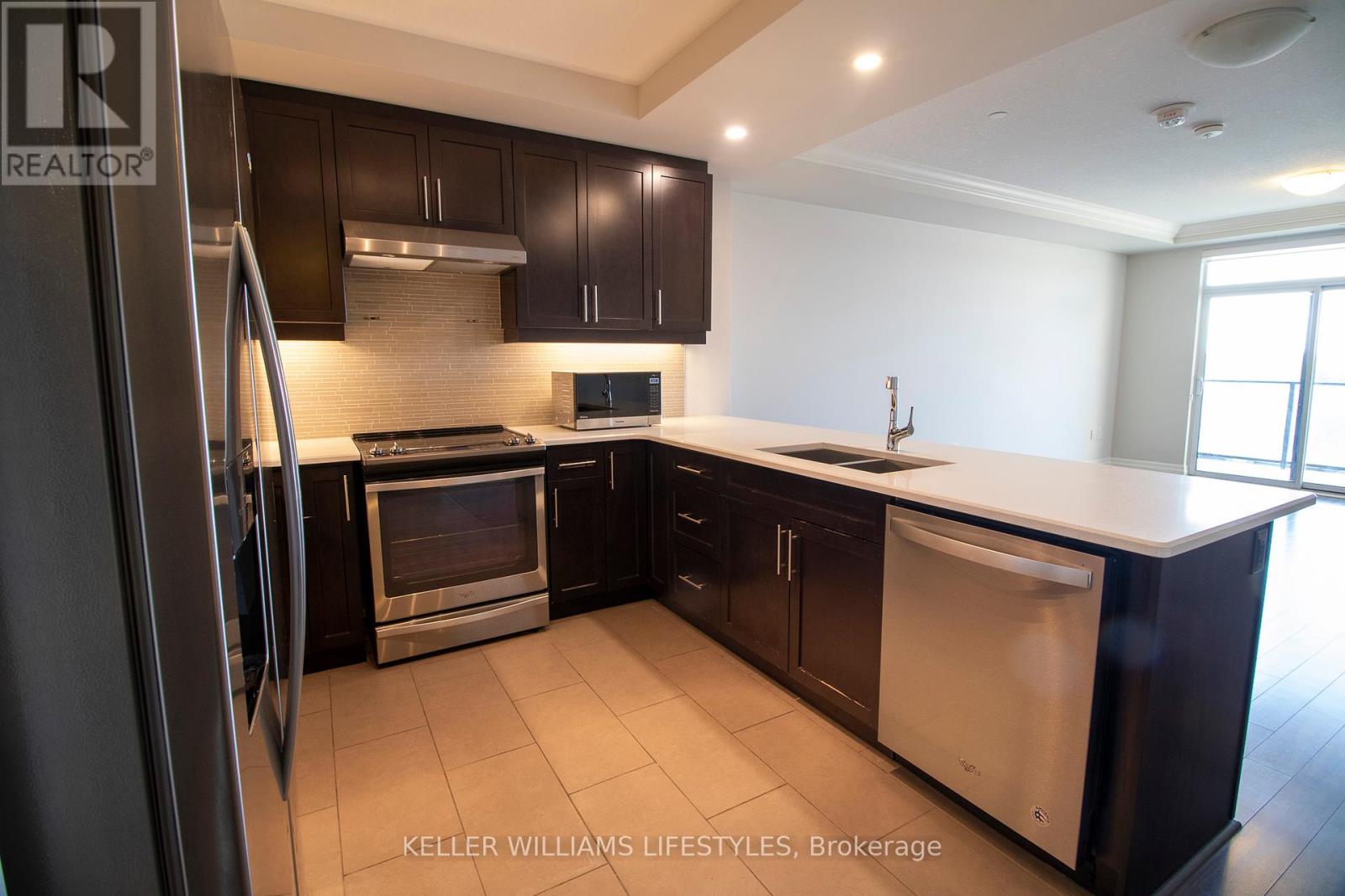 512 - 260 Village Walk Boulevard, London North, Ontario  N6G 0W6 - Photo 17 - X12356146