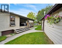 9 Tamarack Crescent Nw, Sundre, Ca