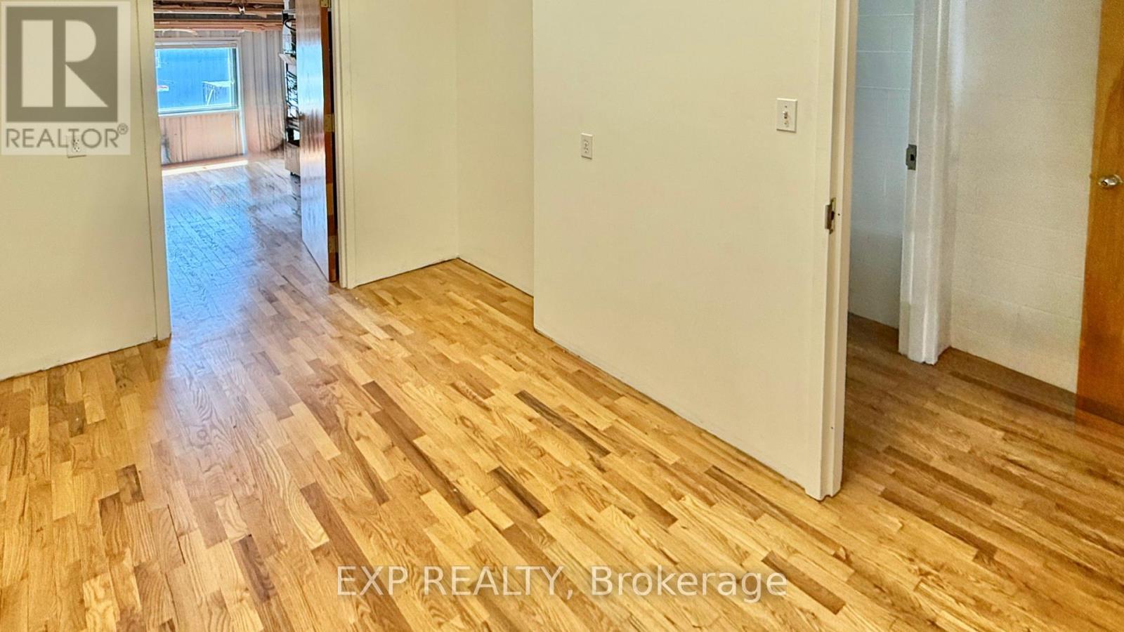 3 - 1541 Startop Road, Ottawa, Ontario  K1B 5P2 - Photo 12 - X12356175