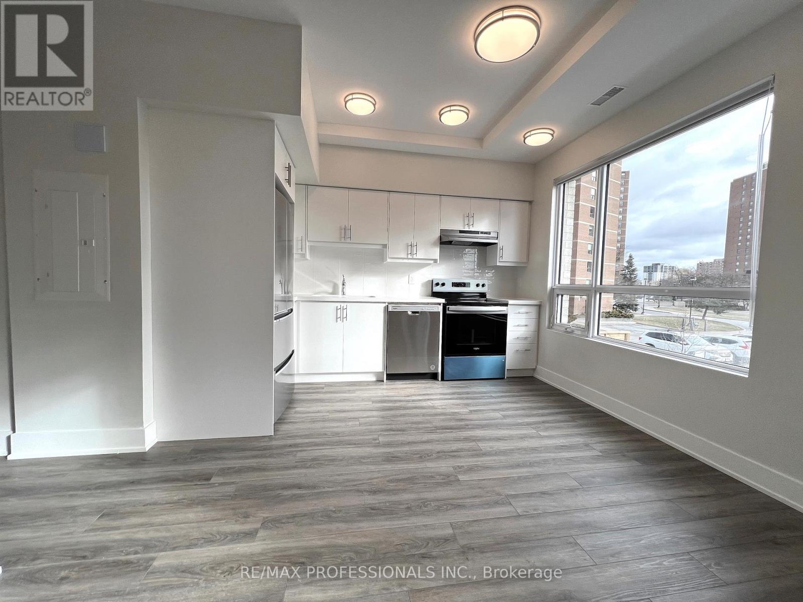 123 - 62 Dixfield Drive, Toronto, Ontario  M9C 3W1 - Photo 9 - W12356208