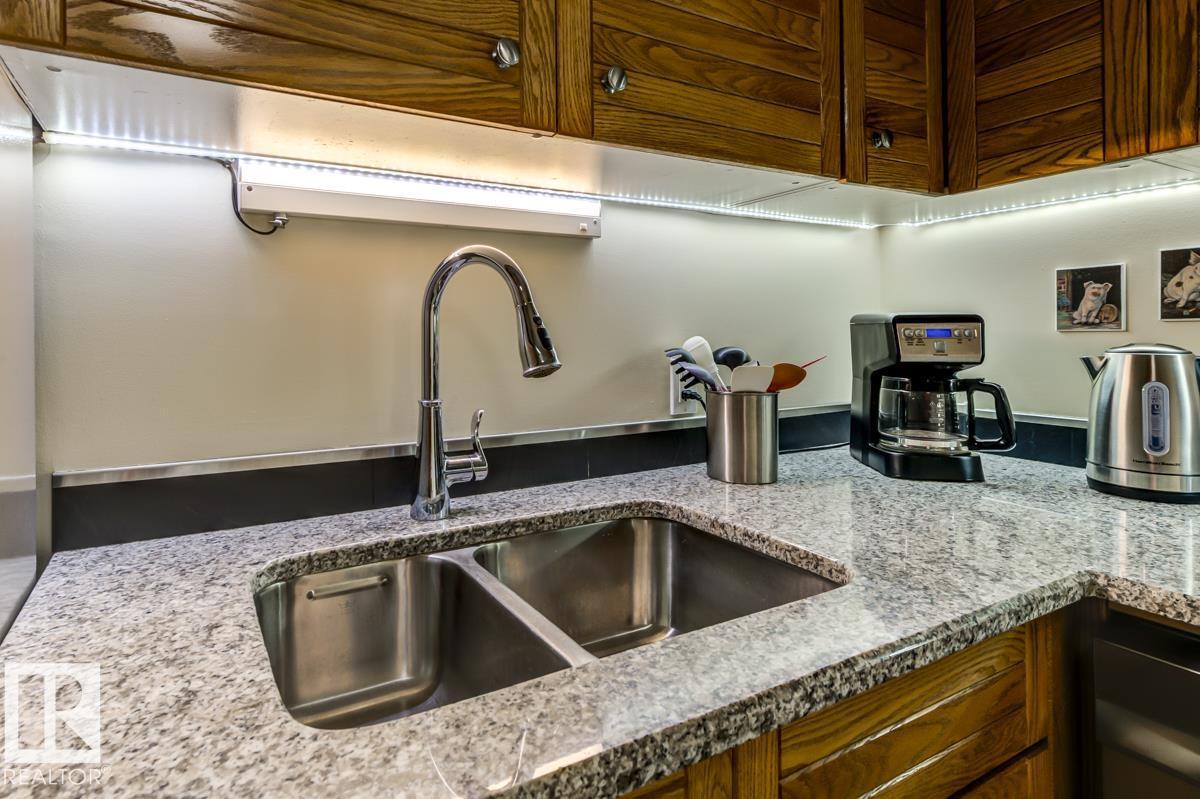 #2004 10149 Saskatchewan Dr Nw, Edmonton, Alberta  T6E 6B6 - Photo 14 - E4453939