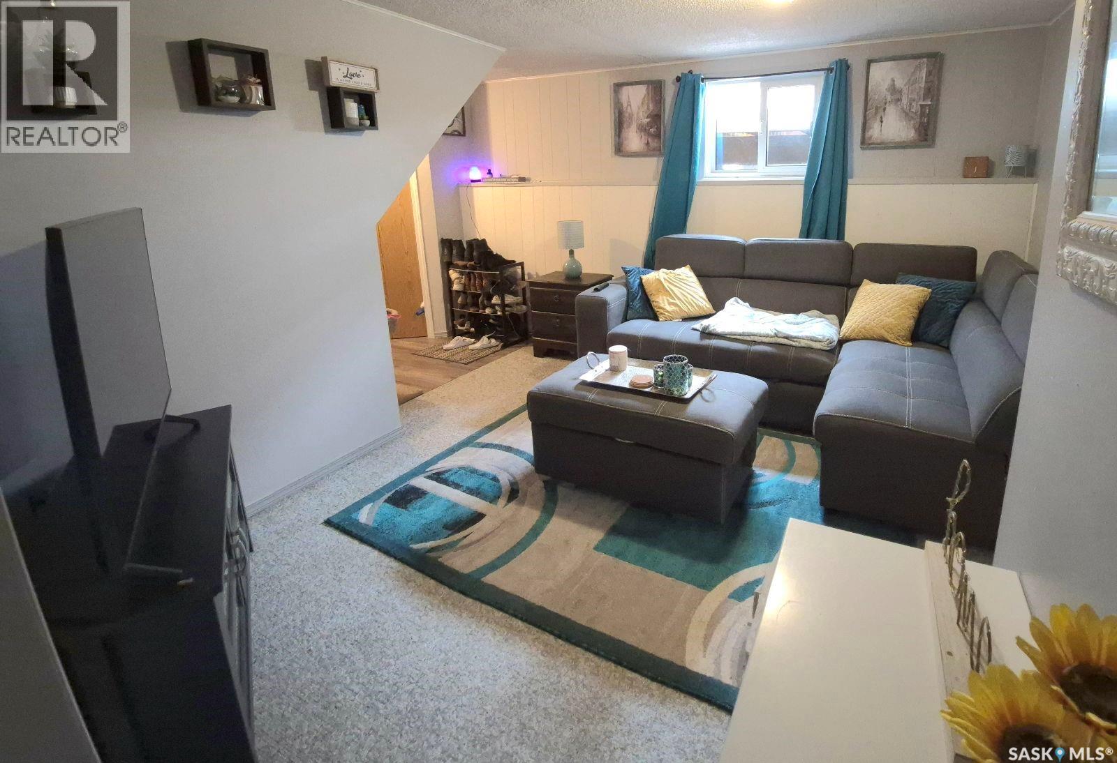 718 6th Street E, Prince Albert, Saskatchewan  S6V 0M8 - Photo 17 - SK016251