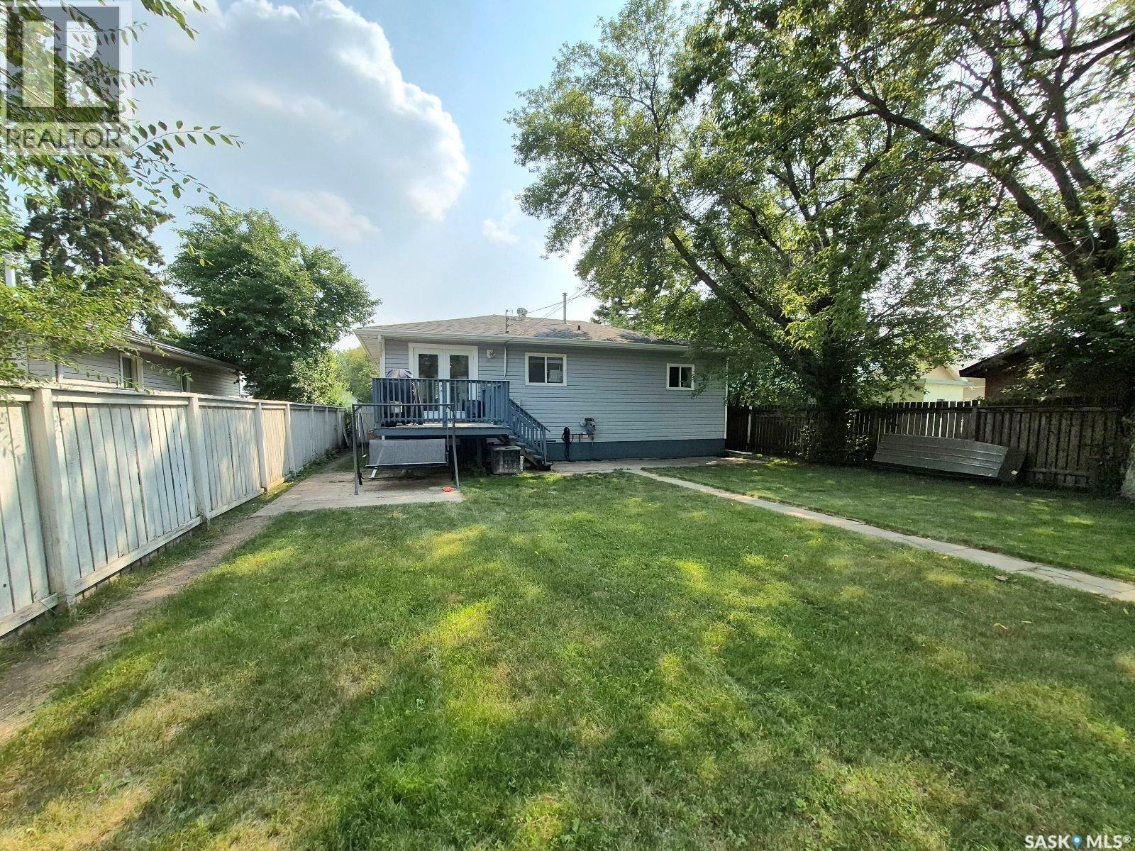 718 6th Street E, Prince Albert, Saskatchewan  S6V 0M8 - Photo 27 - SK016251