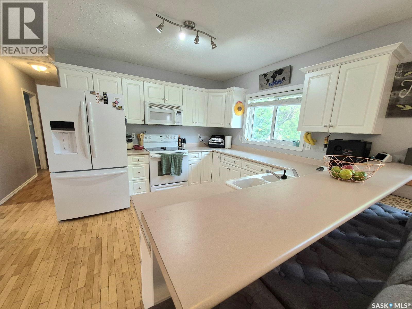 718 6th Street E, Prince Albert, Saskatchewan  S6V 0M8 - Photo 6 - SK016251