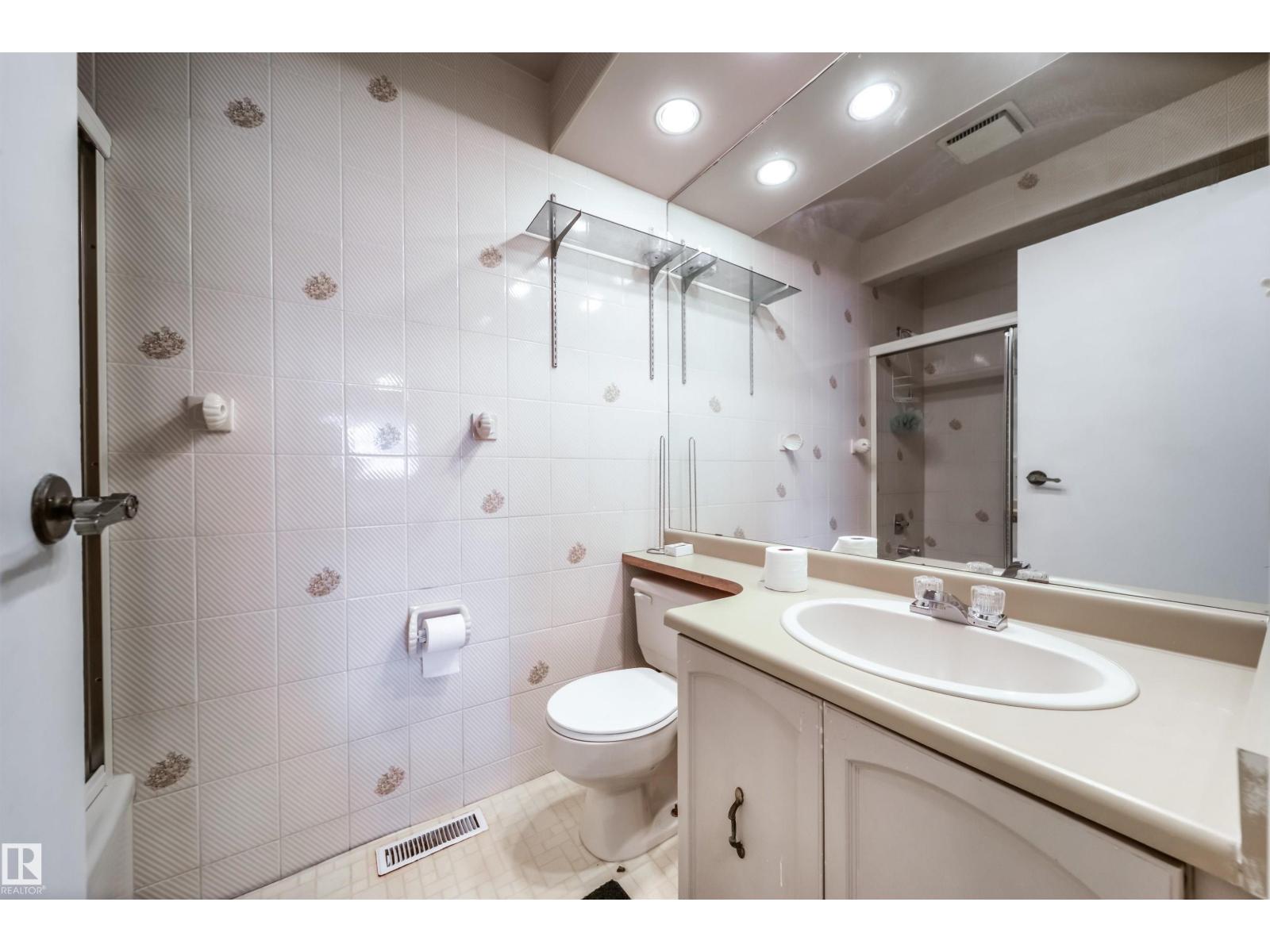 18111 76 Av Nw, Edmonton, Alberta  T5T 2E9 - Photo 22 - E4453945