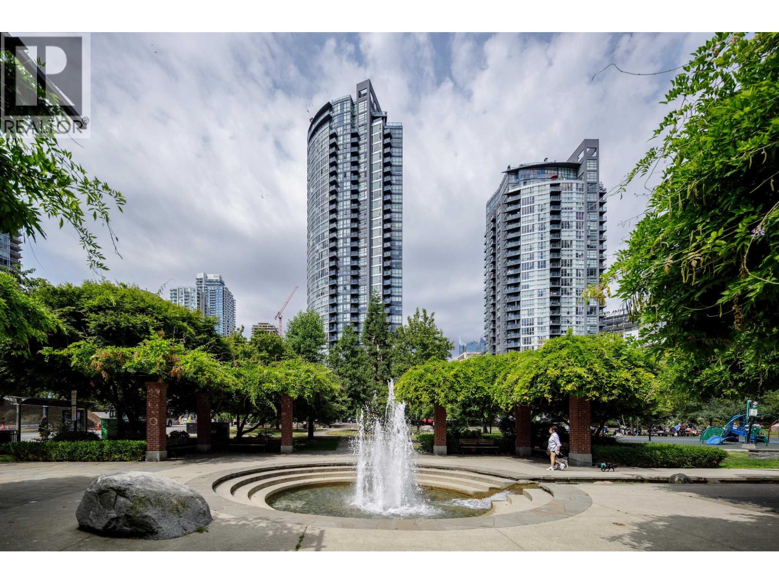 2903 1199 SEYMOUR STREET, Vancouver, British Columbia
