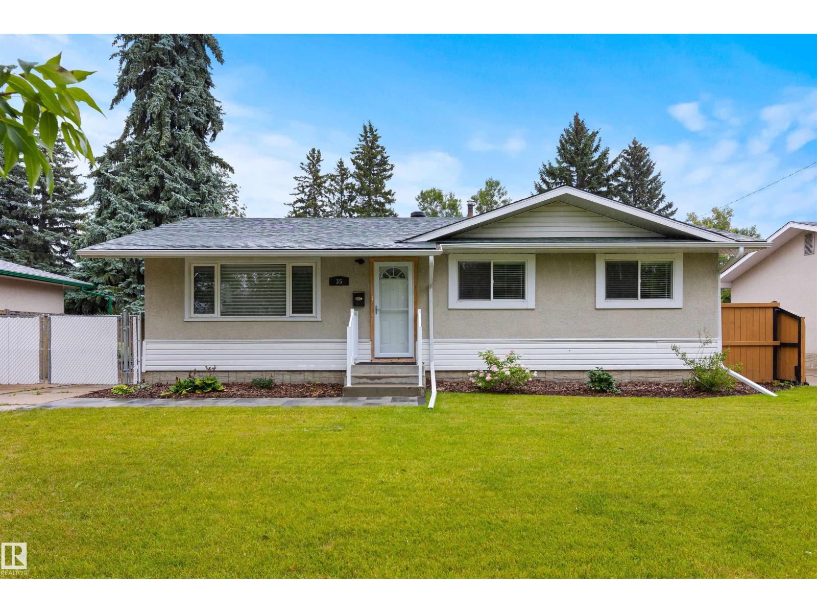 Property at 35 STANLEY DR image 1