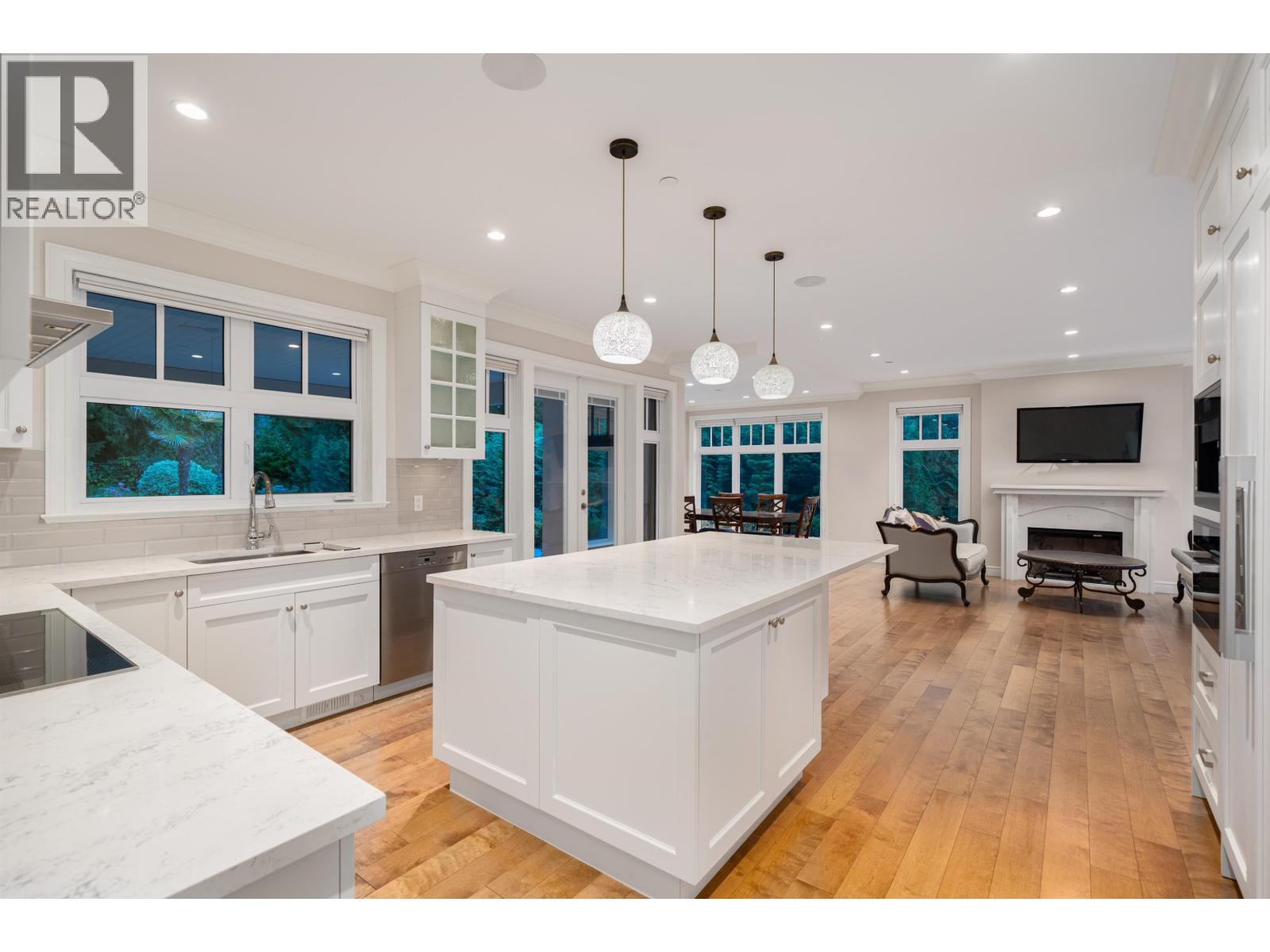 920 3rd Street, West Vancouver, British Columbia  V7T 2J3 - Photo 12 - R3039208