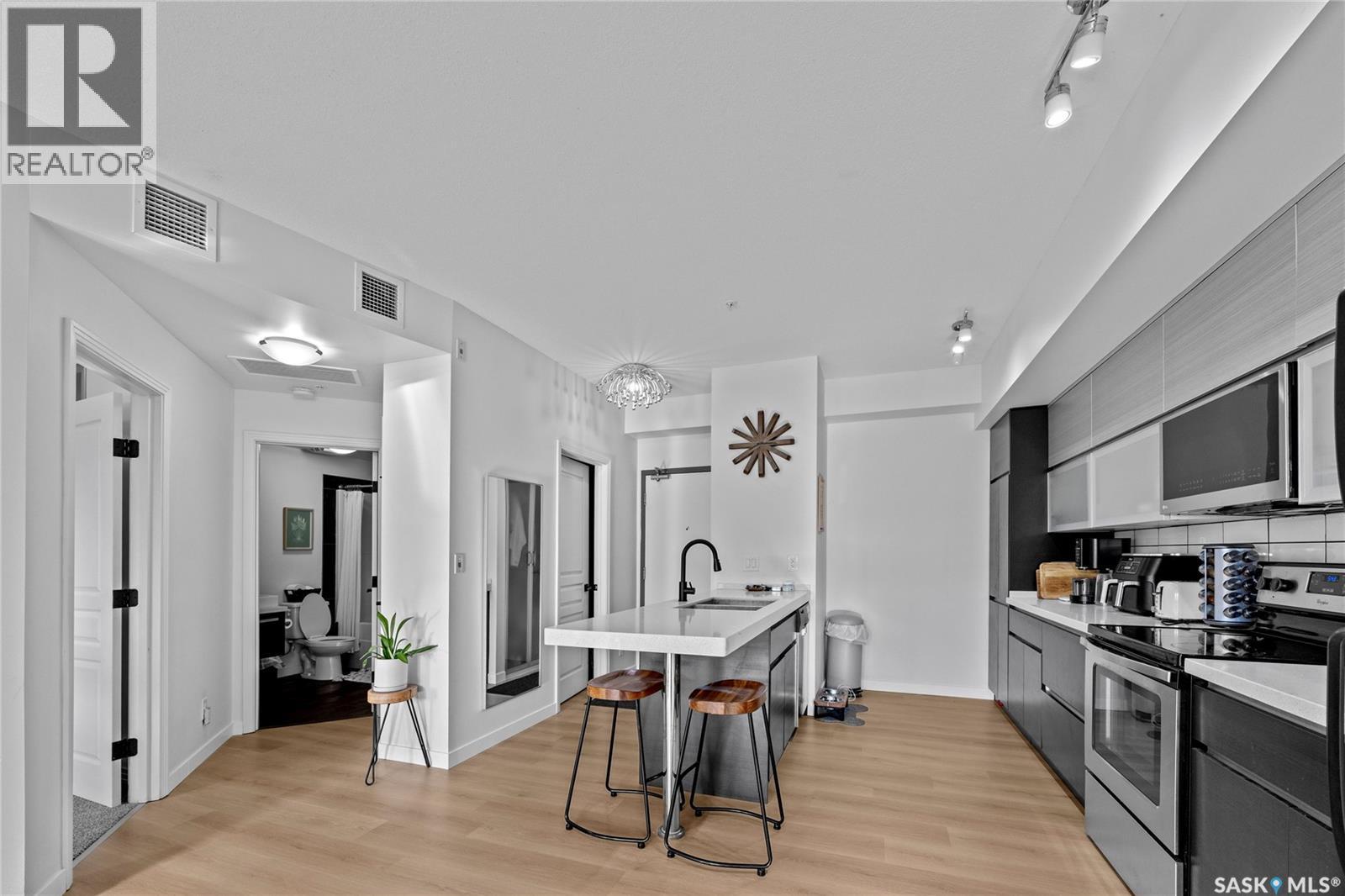 Property at 120 225 Maningas BEND image 1