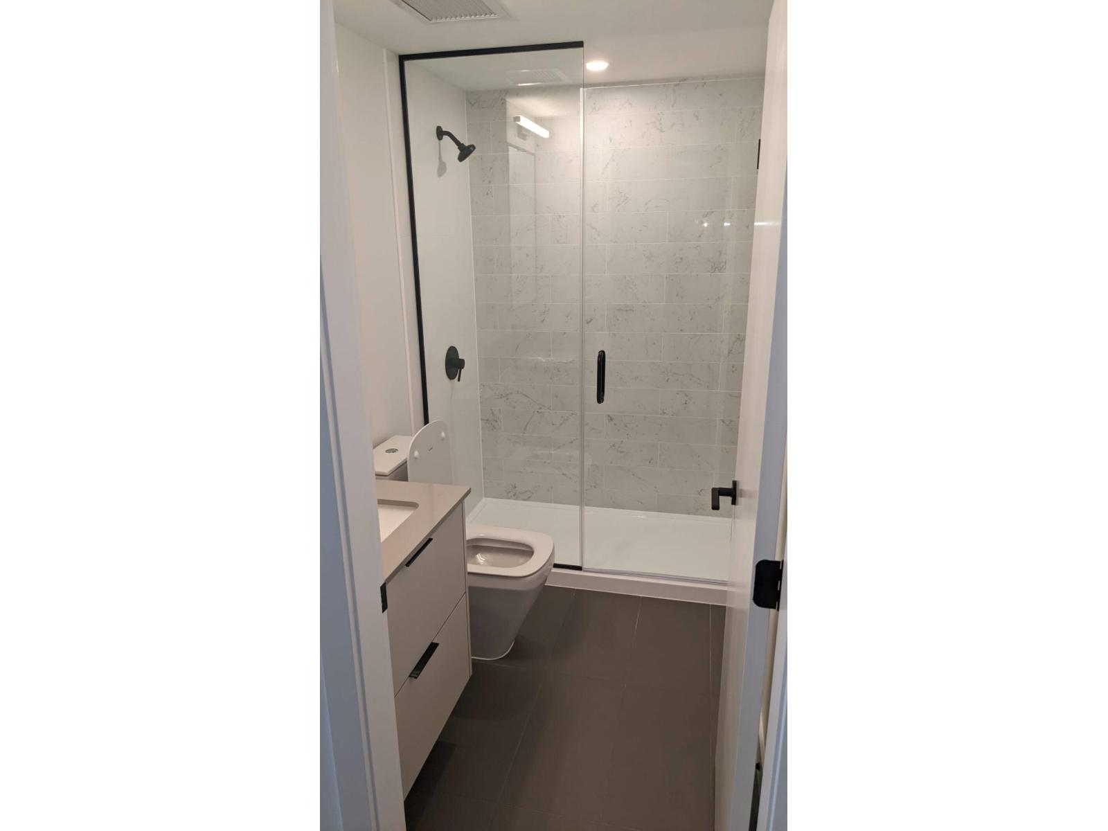 2903 13685 102 Ave Avenue, Surrey, British Columbia  V3T 1N7 - Photo 3 - R3039262