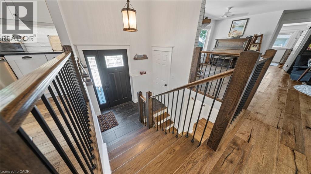 Property at 9 KIWANIS Avenue image 4