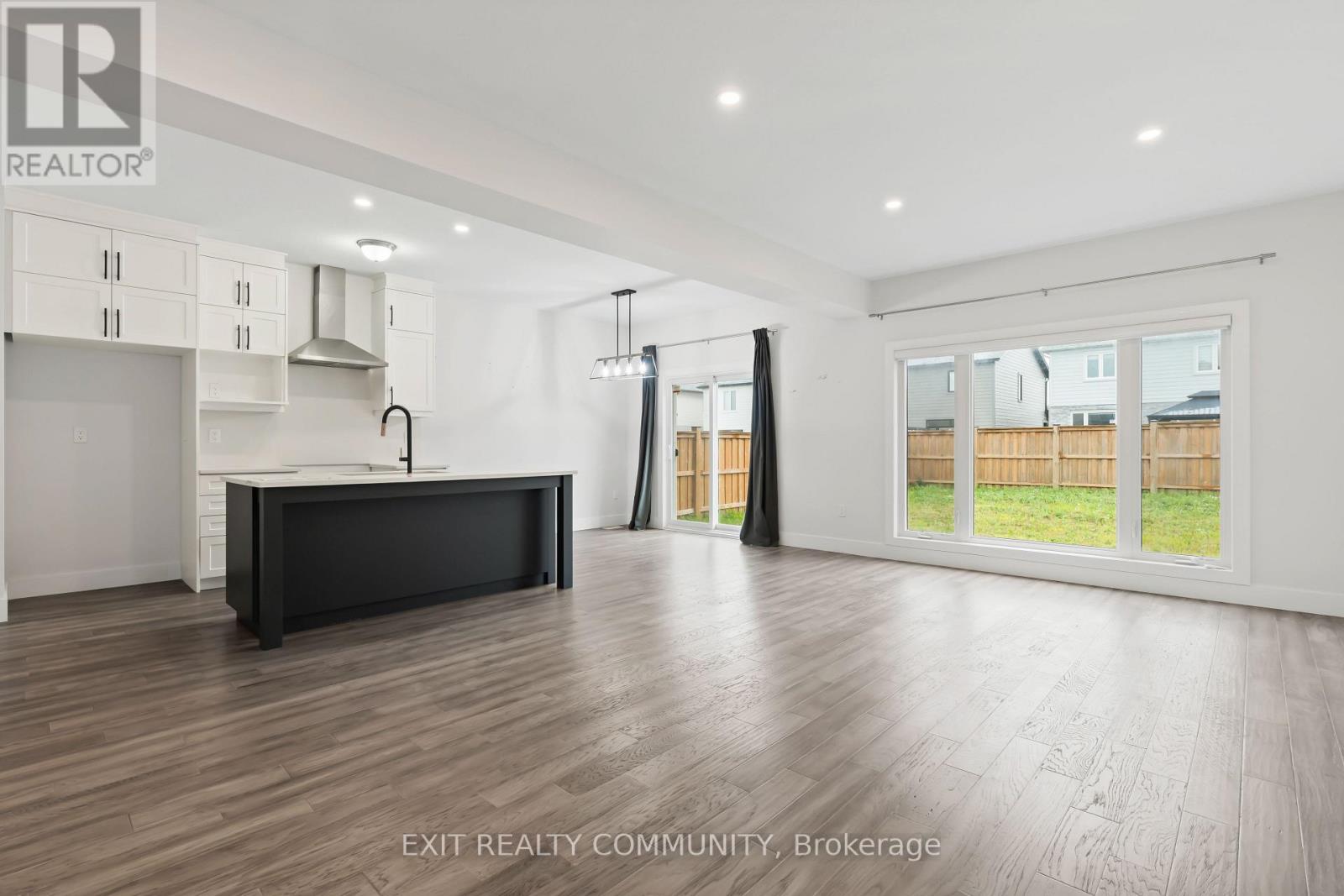 1543 Bob Schram Way, London North, Ontario  N6G 2V8 - Photo 5 - X12352146