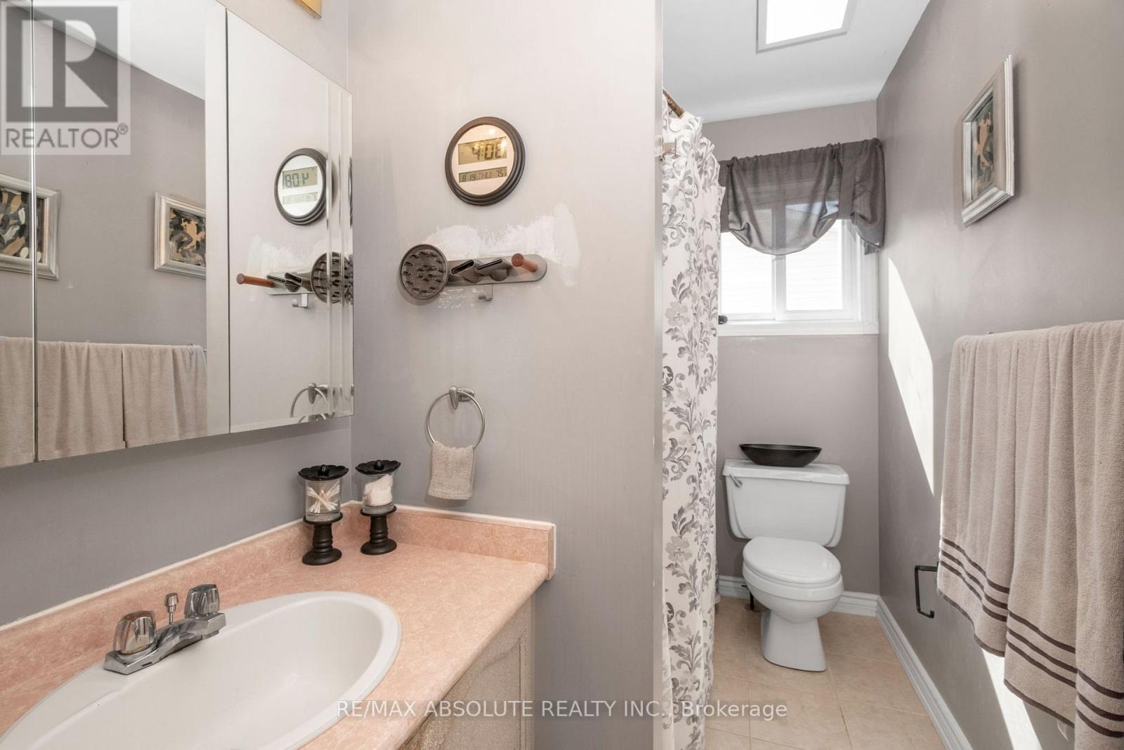 171 Springwater Drive, Ottawa, Ontario  K2M 2A2 - Photo 35 - X12356253