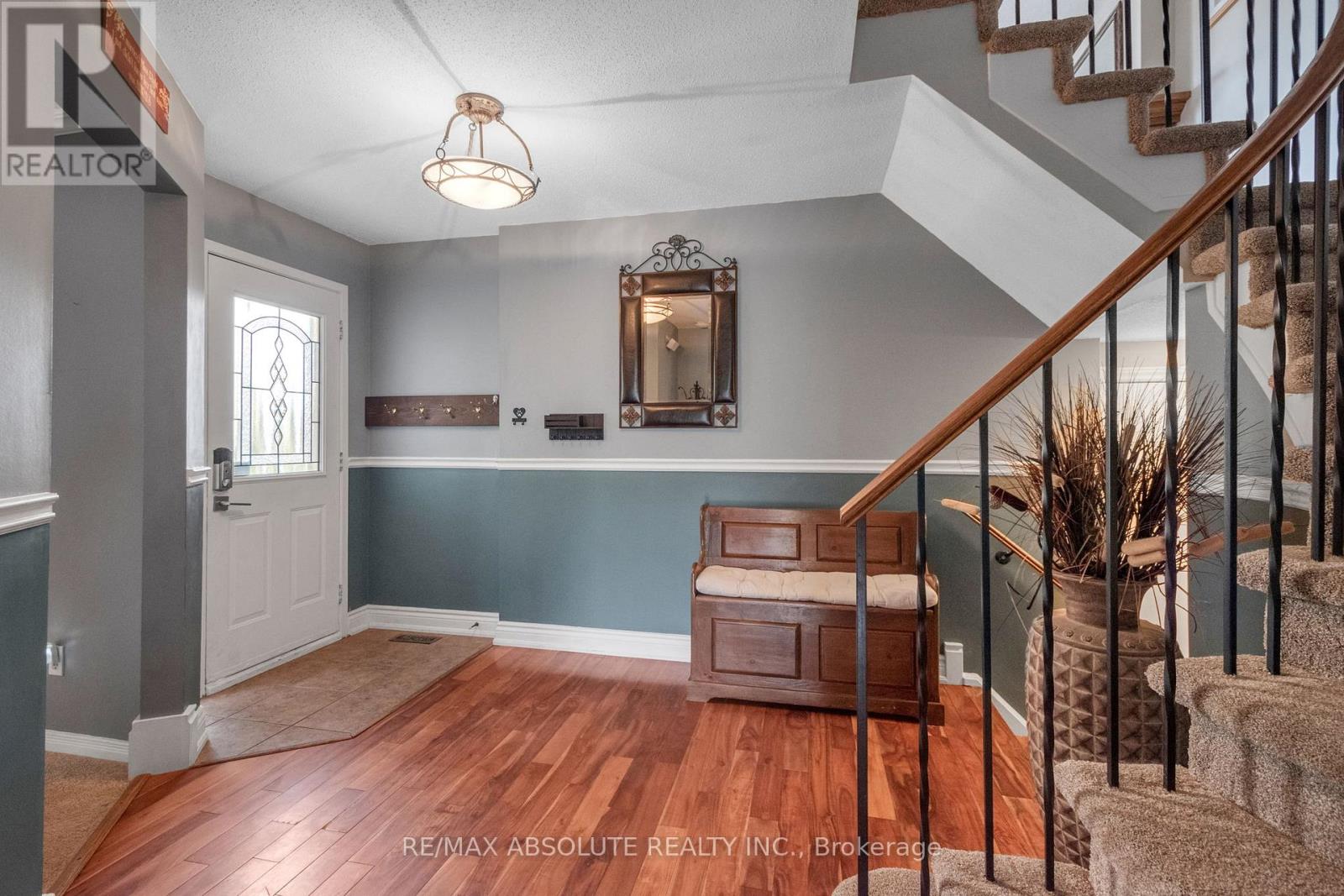 171 Springwater Drive, Ottawa, Ontario  K2M 2A2 - Photo 3 - X12356253
