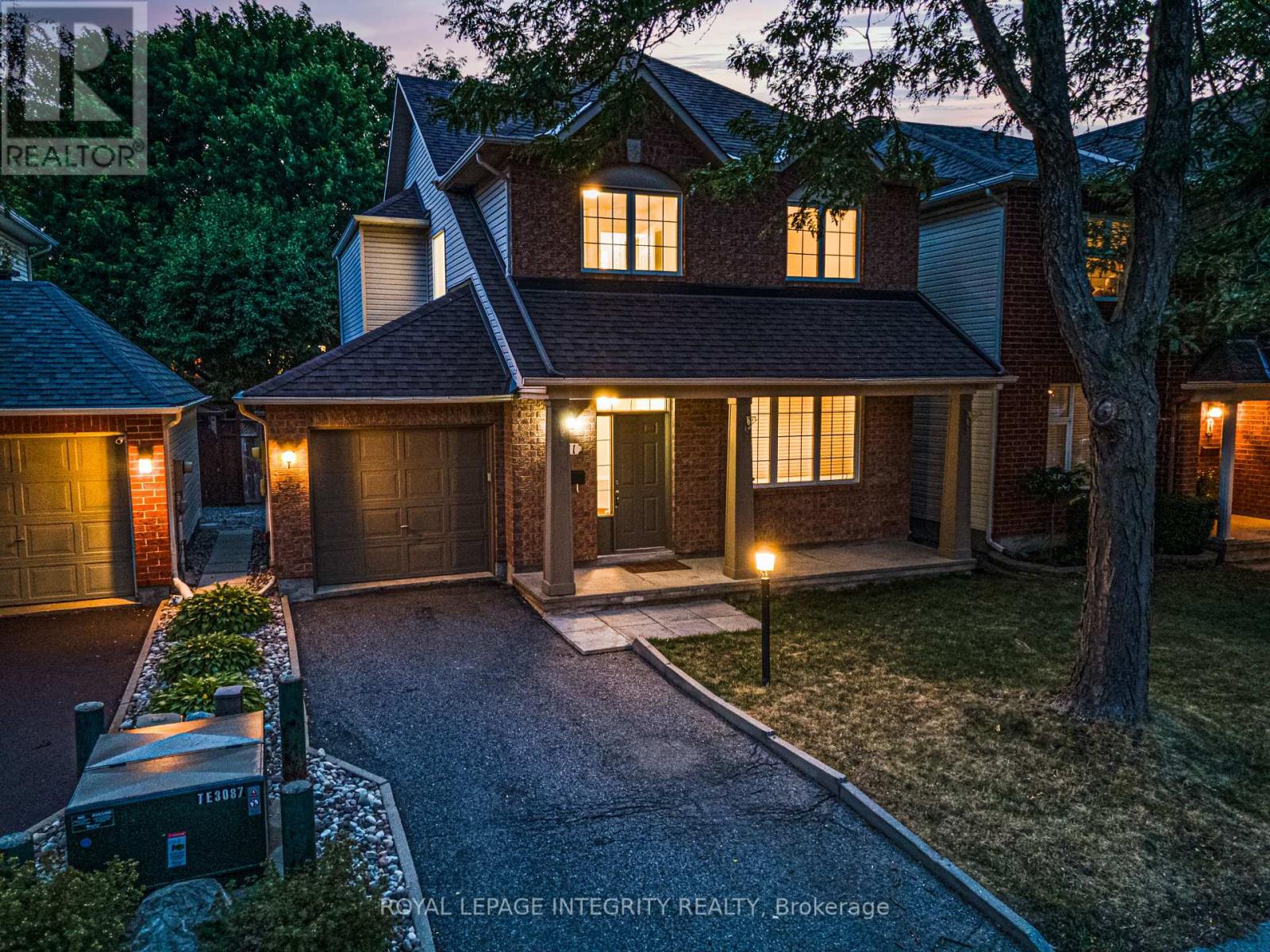 71 Appledale Drive, Ottawa, Ontario  K2J 4W6 - Photo 2 - X12356247