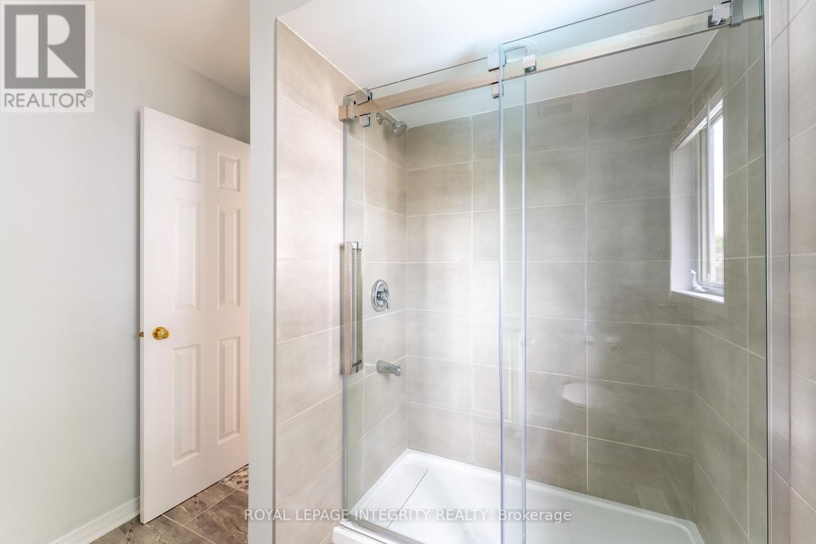 71 Appledale Drive, Ottawa, Ontario  K2J 4W6 - Photo 36 - X12356247
