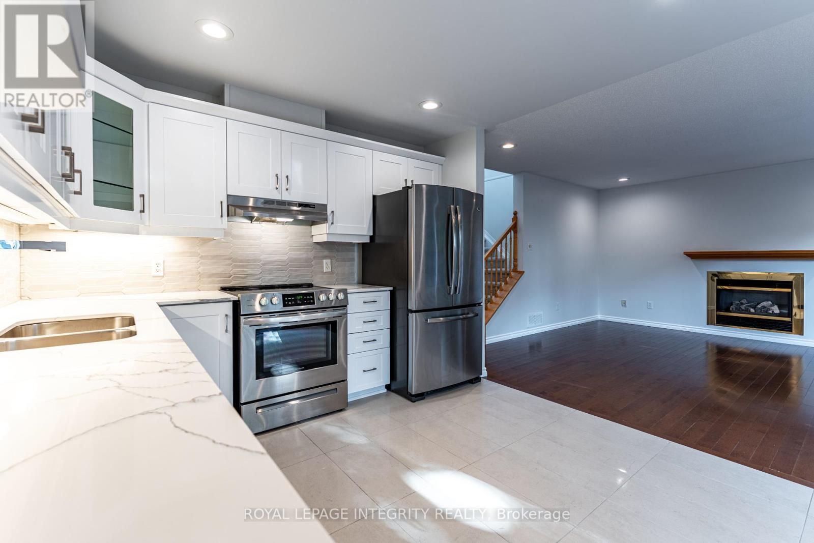 71 Appledale Drive, Ottawa, Ontario  K2J 4W6 - Photo 19 - X12356247