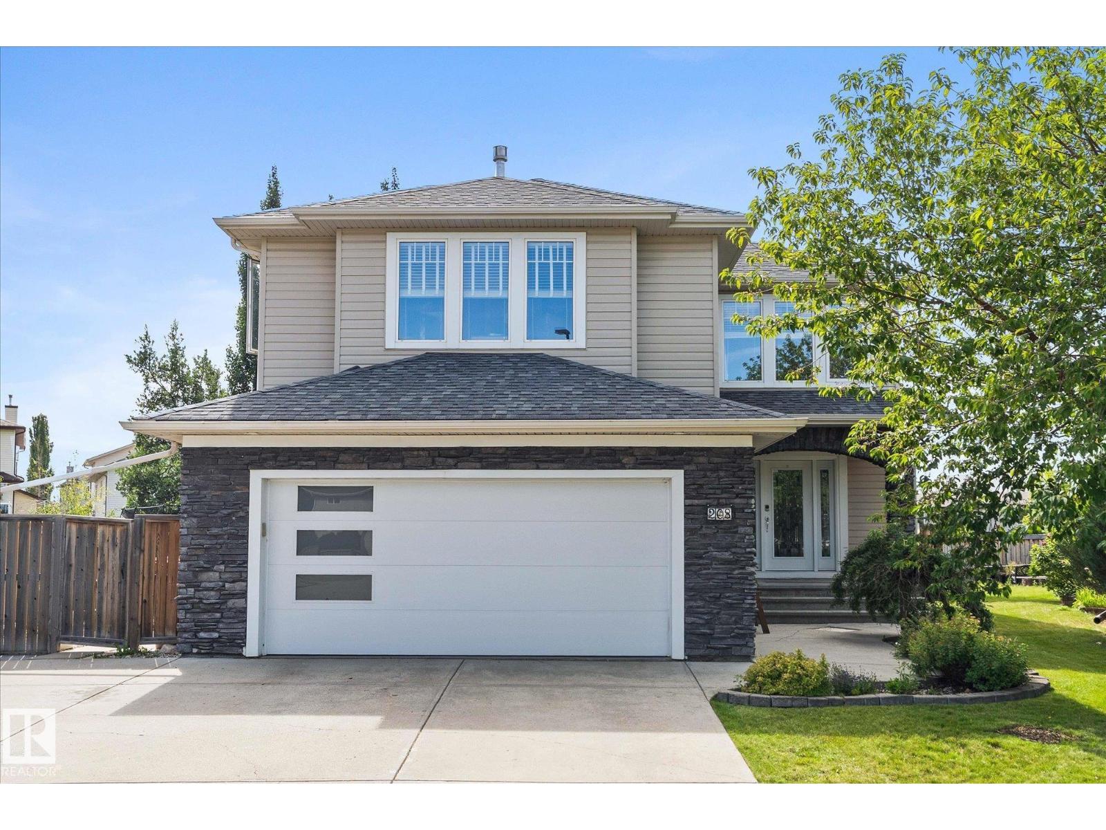 Property at 208 Westerra BV image 1
