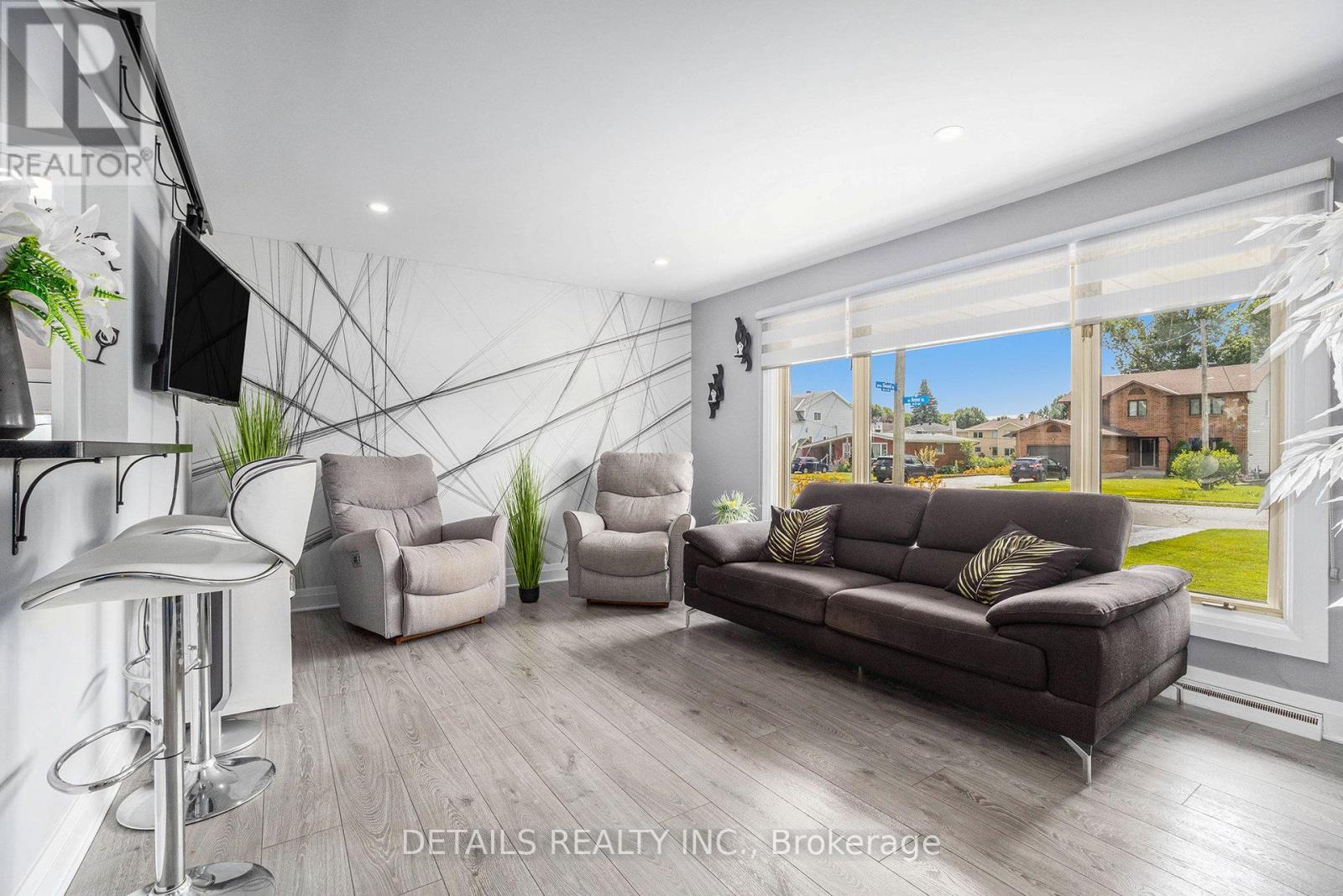 Property at 2215 BOYER ROAD image 4