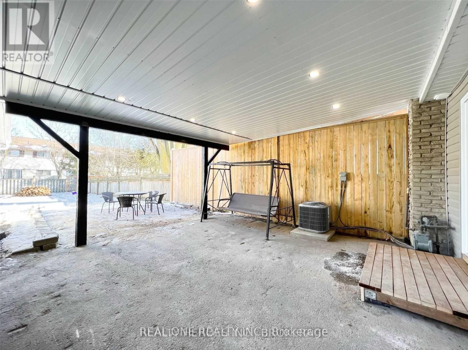 9 Grosbeak Road, Woolwich, Ontario  N3B 1V6 - Photo 23 - X12356264
