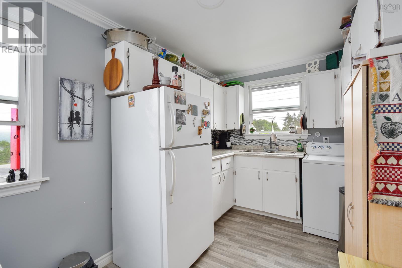 785 105 Highway, Boularderie East, Nova Scotia  B1X 1J6 - Photo 10 - 202521230