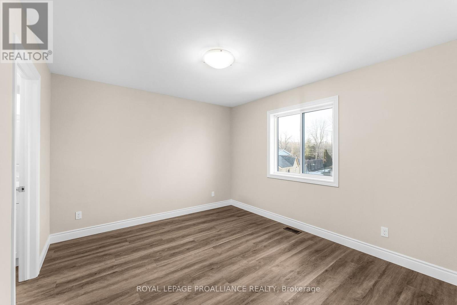 13 Rabbit Road, Brighton, Ontario  K0K 1H0 - Photo 11 - X12356338