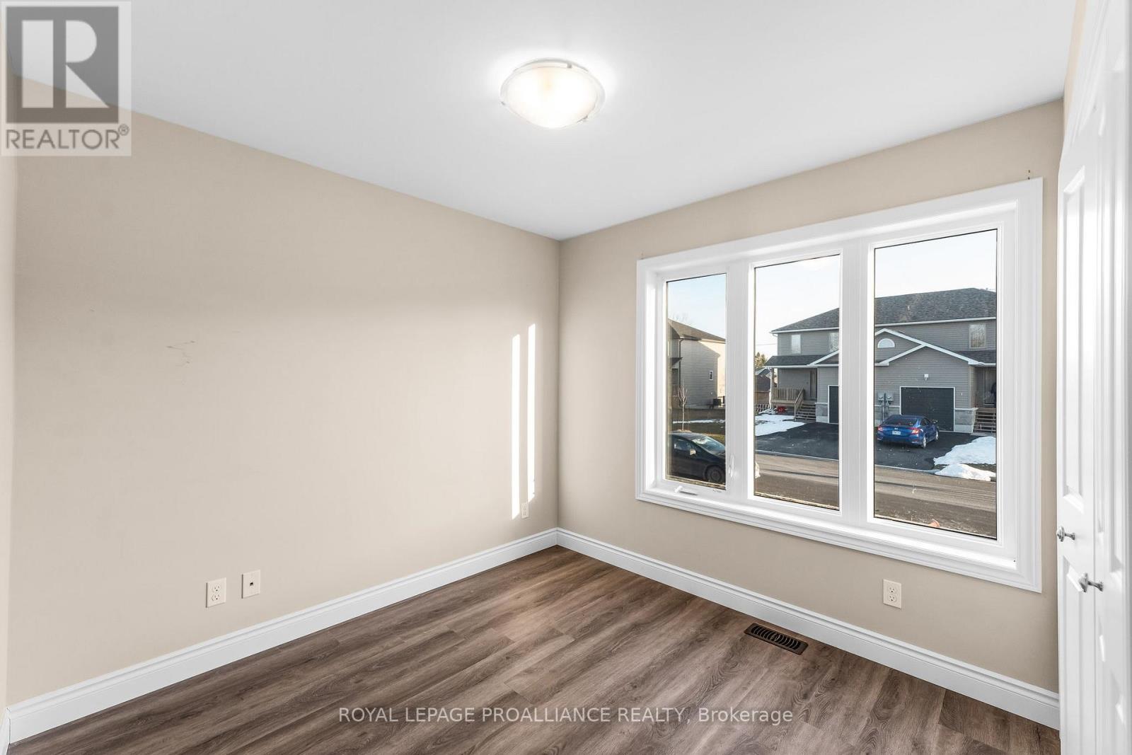 13 Rabbit Road, Brighton, Ontario  K0K 1H0 - Photo 15 - X12356338