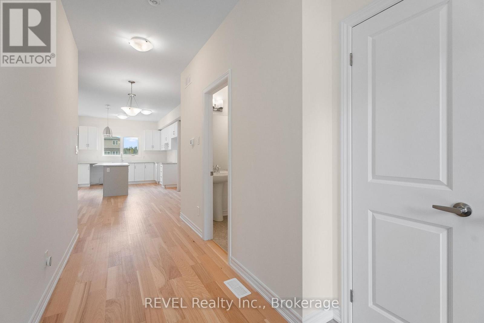 3286 Parker Avenue, Fort Erie, Ontario  L0S 1N0 - Photo 6 - X12356325
