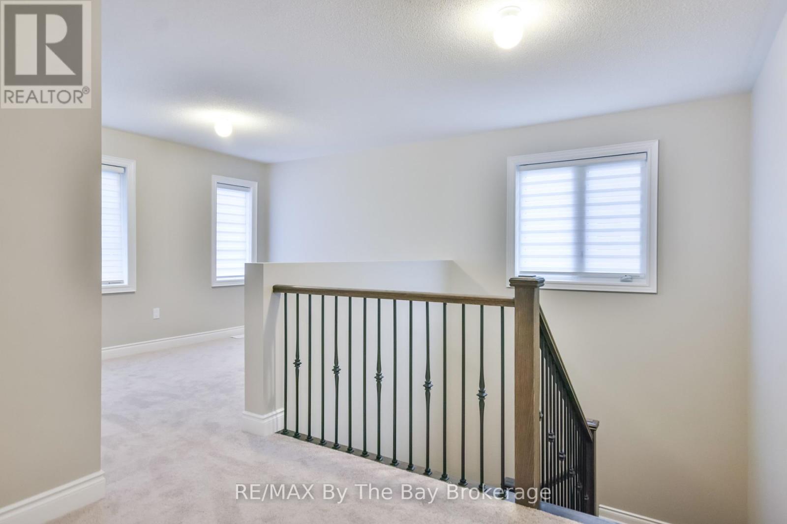 21 Amber Drive, Wasaga Beach, Ontario  L9Z 0R9 - Photo 22 - S12356333