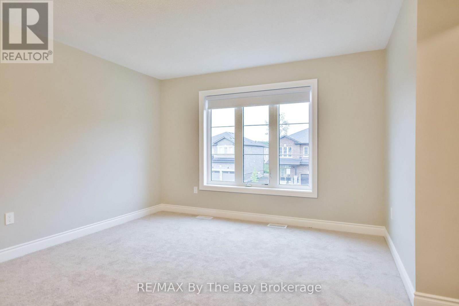 21 Amber Drive, Wasaga Beach, Ontario  L9Z 0R9 - Photo 26 - S12356333