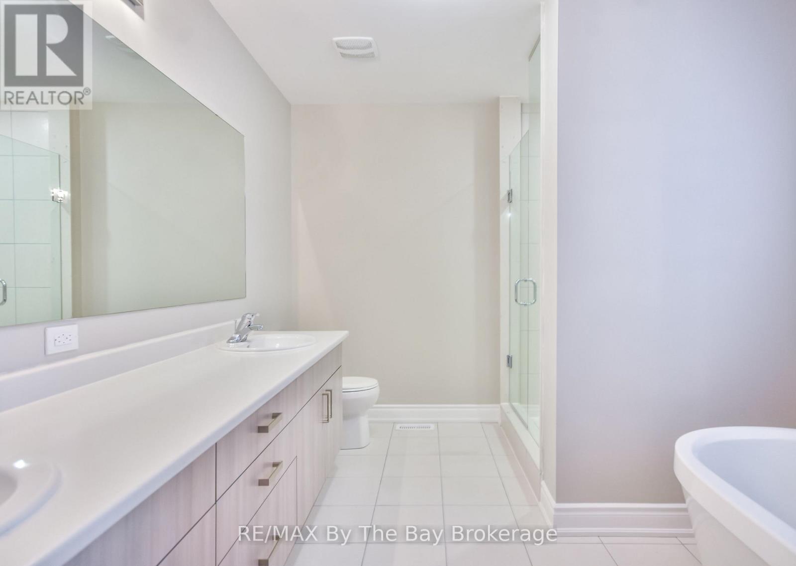 21 Amber Drive, Wasaga Beach, Ontario  L9Z 0R9 - Photo 39 - S12356333
