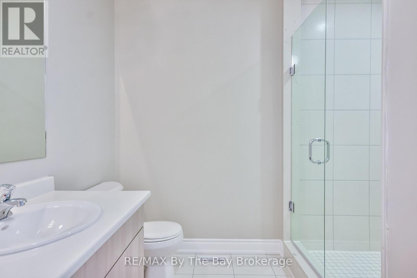 21 Amber Drive, Wasaga Beach, Ontario  L9Z 0R9 - Photo 41 - S12356333