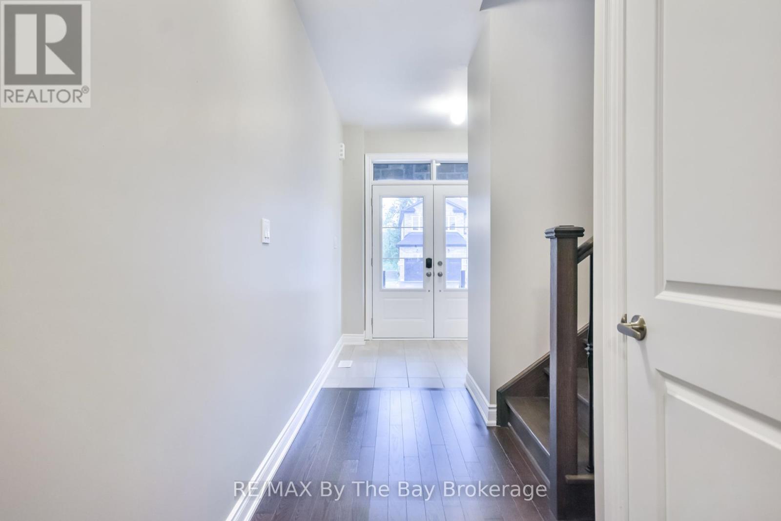 21 Amber Drive, Wasaga Beach, Ontario  L9Z 0R9 - Photo 6 - S12356333
