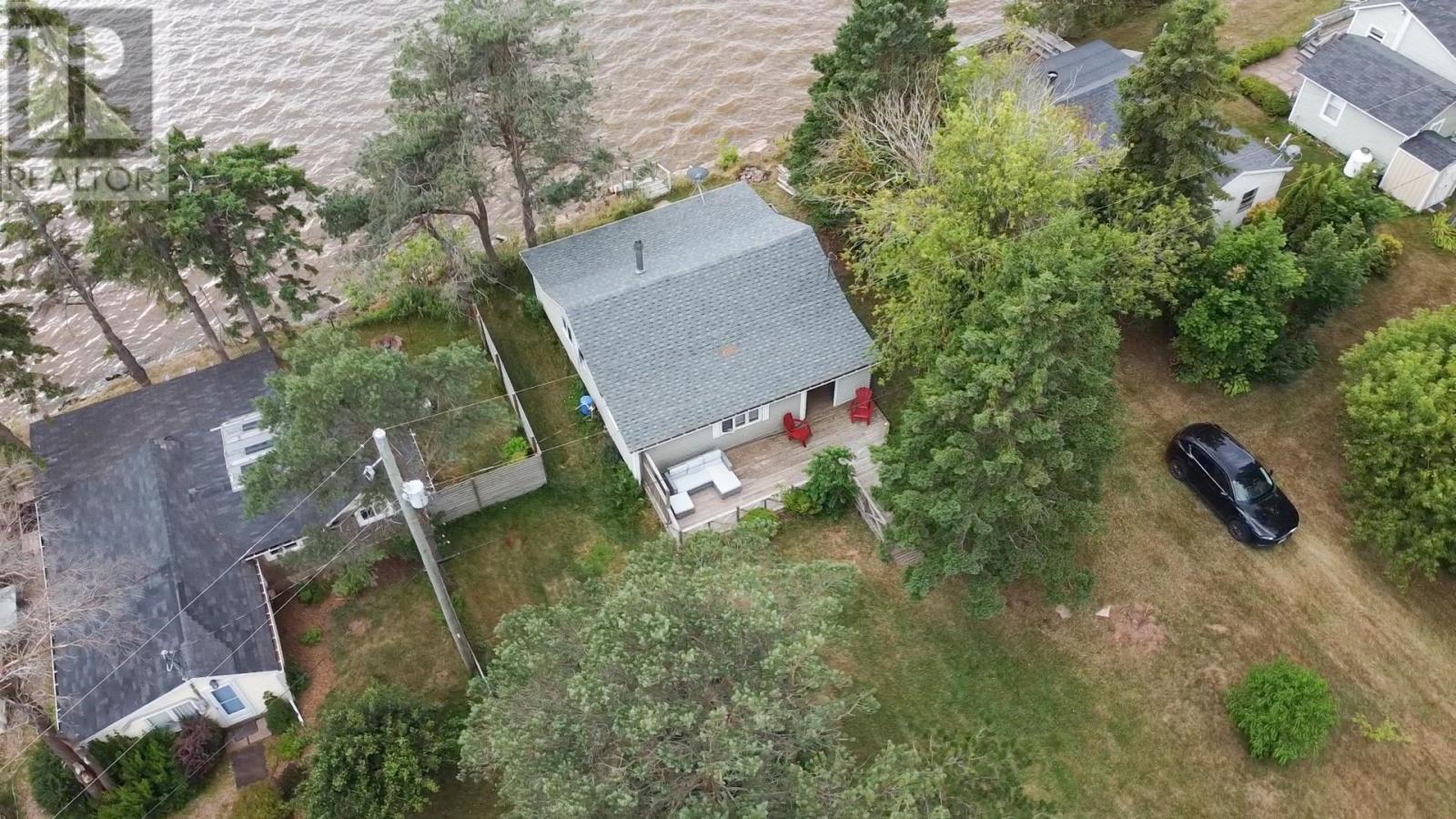 Property at 30 Margaret Lane image 3