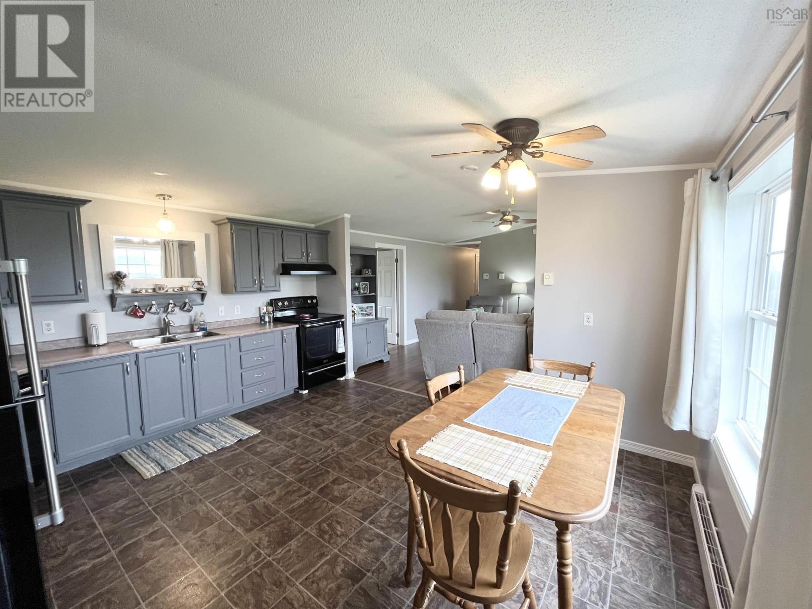 21 Stoddart Drive, Clark's Harbour, Nova Scotia  B0W 1P0 - Photo 18 - 202515207