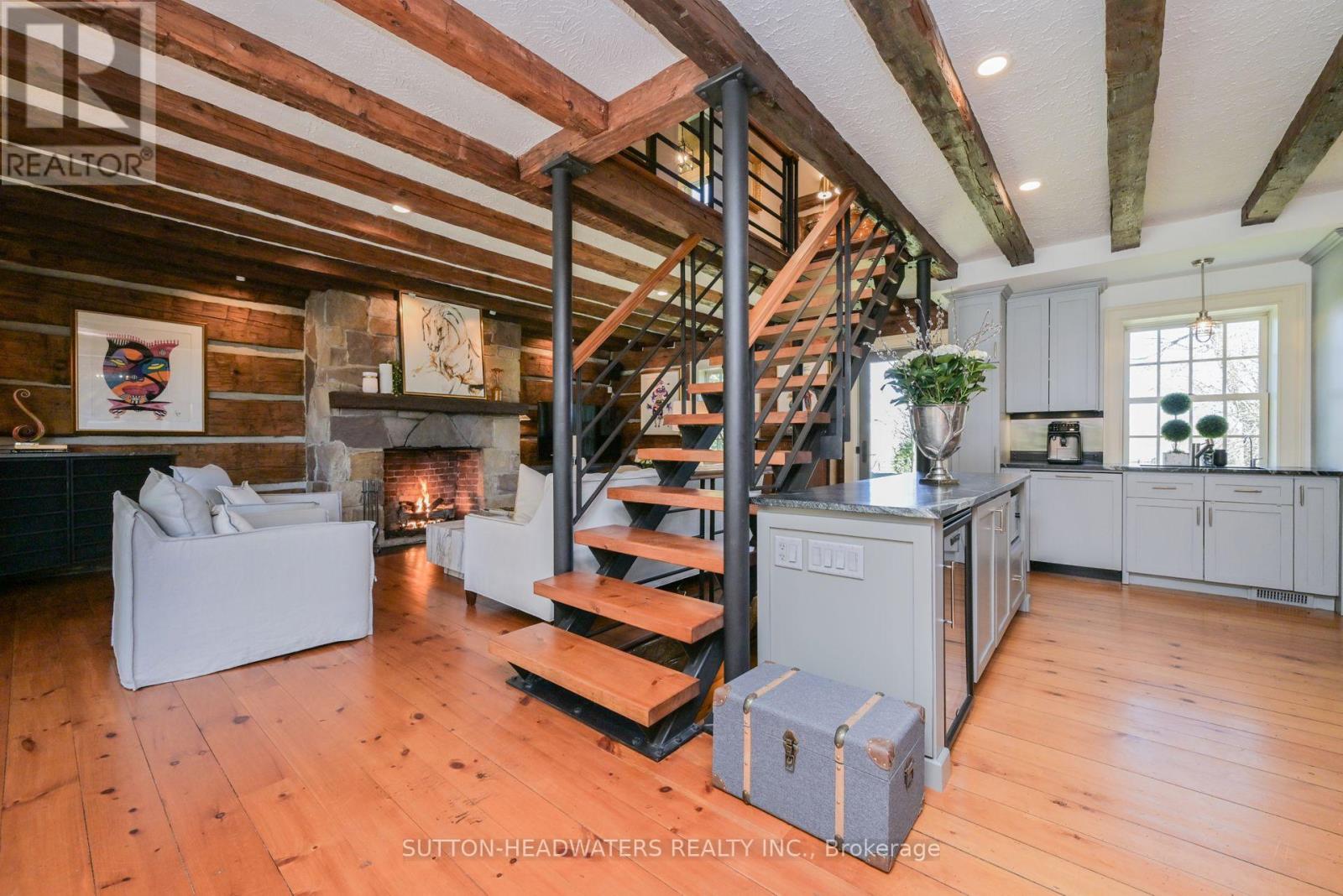 4075 The Grange Side Road E, Caledon, Ontario  L7C 0G2 - Photo 10 - W12356331