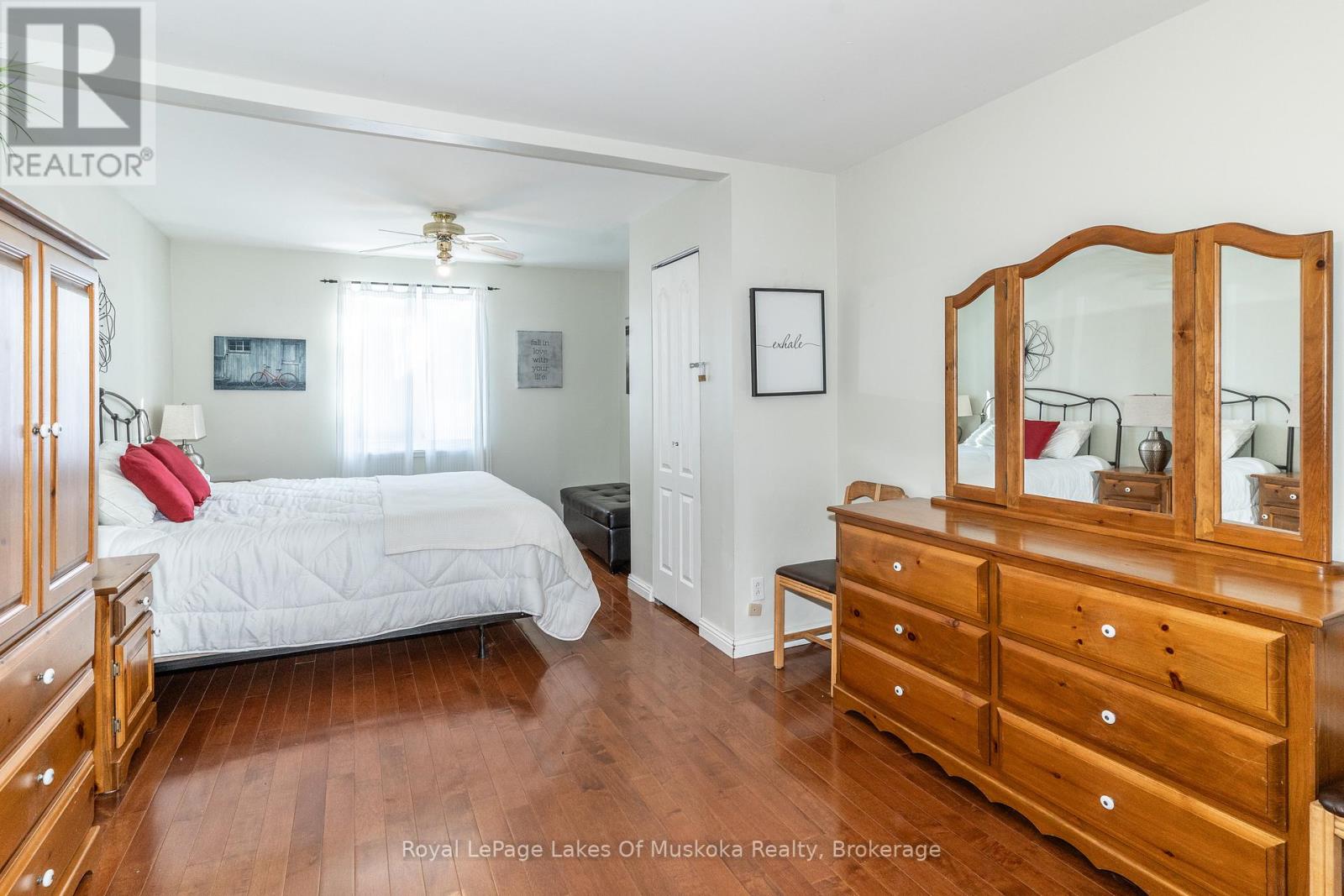 3 - 1378 Three Mile Lake Road, Muskoka Lakes, Ontario  P0B 1M0 - Photo 12 - X12356370