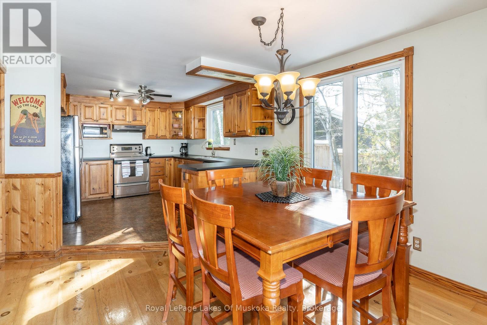 3 - 1378 Three Mile Lake Road, Muskoka Lakes, Ontario  P0B 1M0 - Photo 9 - X12356370