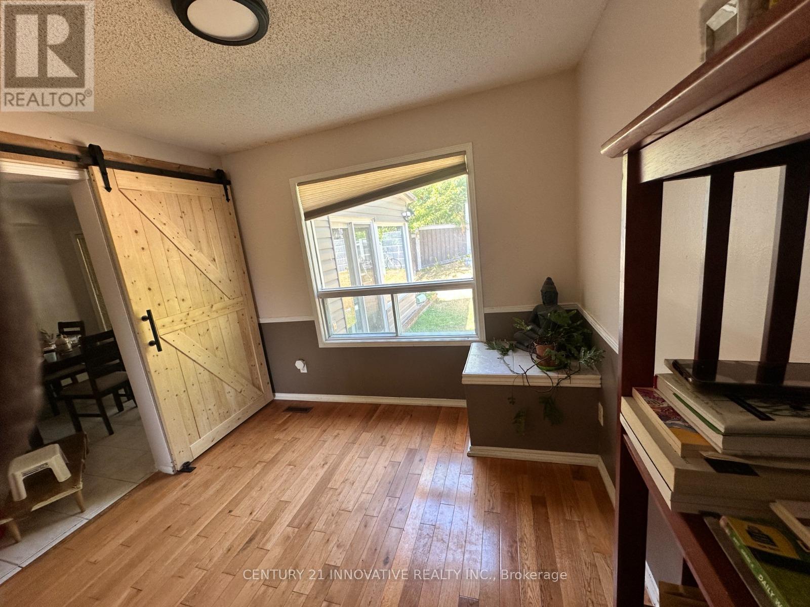 120 Andona Crescent, Toronto, Ontario  M1C 5A1 - Photo 4 - E12354713