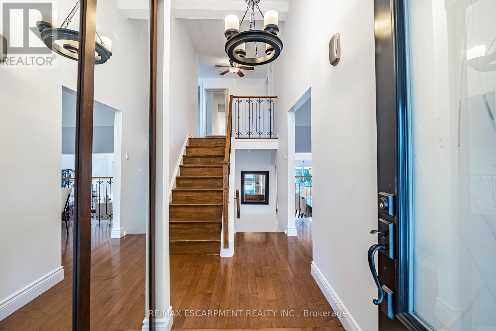 Property at 16 ACKROW COURT image 3