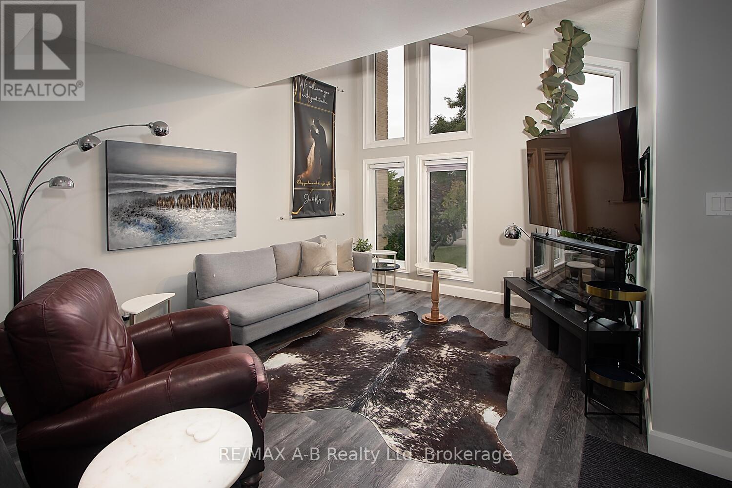 552 Nelson Street, Stratford, Ontario  N5A 2K8 - Photo 6 - X12231986